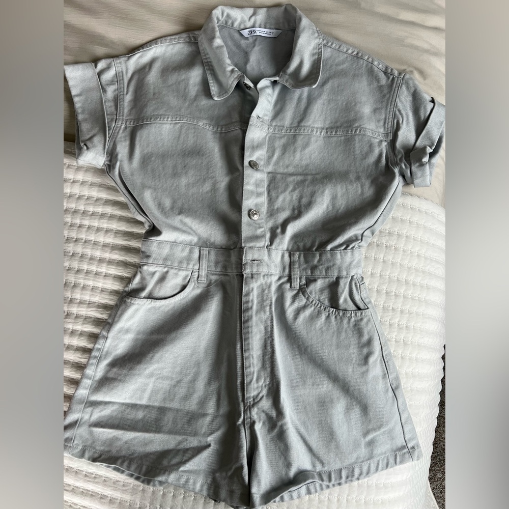 Zara Light Gray Short Sleeve Denim Romper